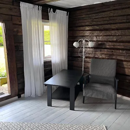 Gæstehus Aadu Farm 4*